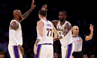 Ayton's perfect game helps L.A. right ship in win