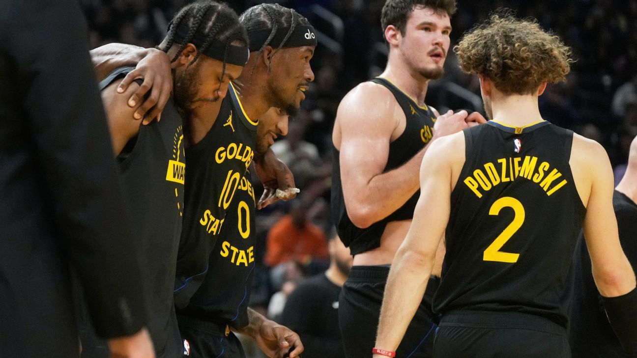 Warriors' Butler helped off court, undergoing MRI