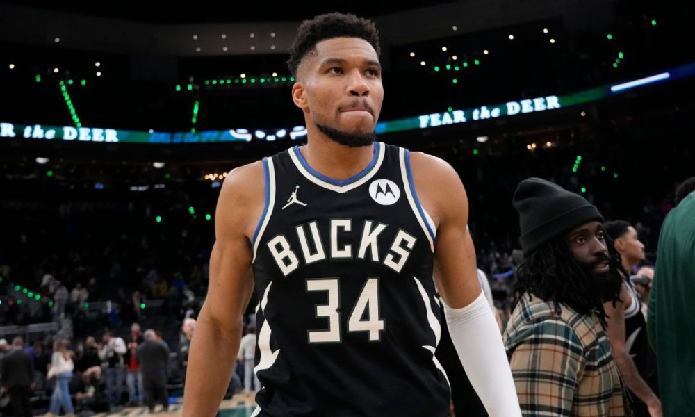 Giannis expects to miss 4-6 weeks with calf injury