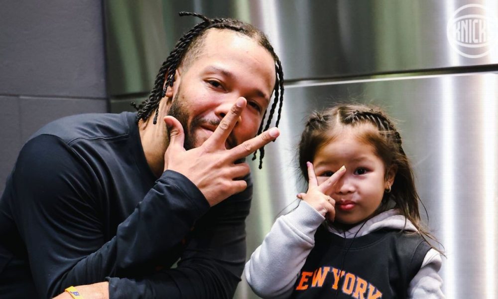 How a 3-year-old Knicks fan's viral videos led Jalen Brunson to meet his youngest -- but biggest -- fan