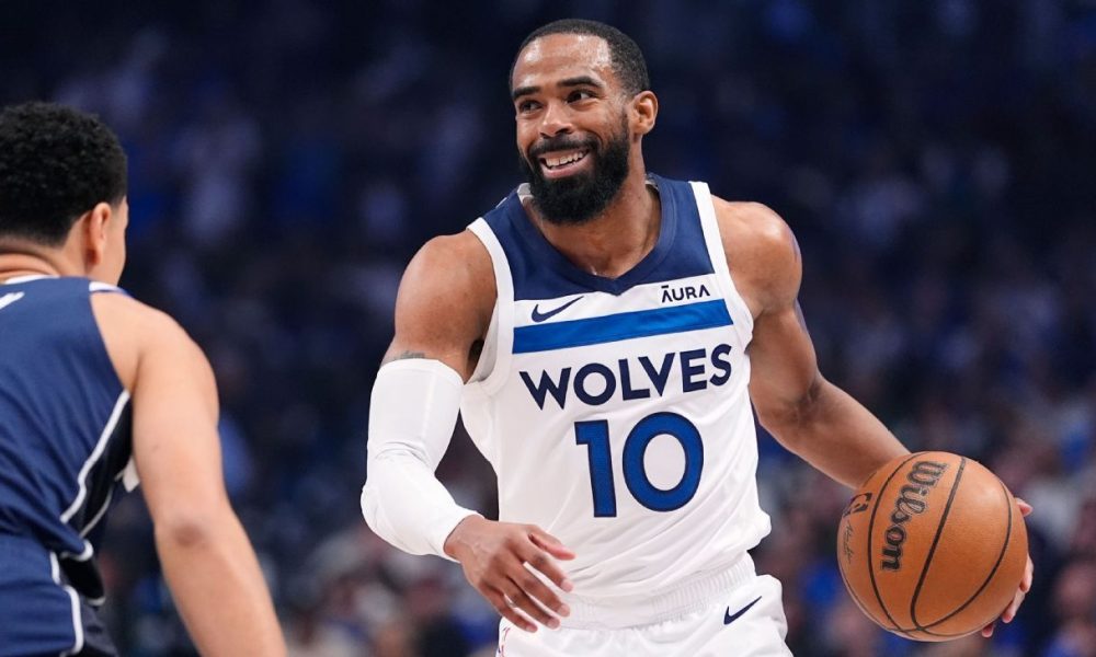 Sources: Conley, Wolves work on quick reunion