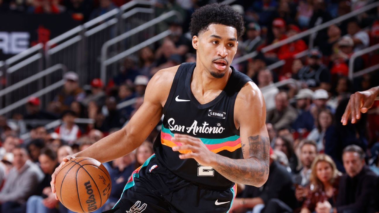 Shooting Stars contest sees NBA All-Star return