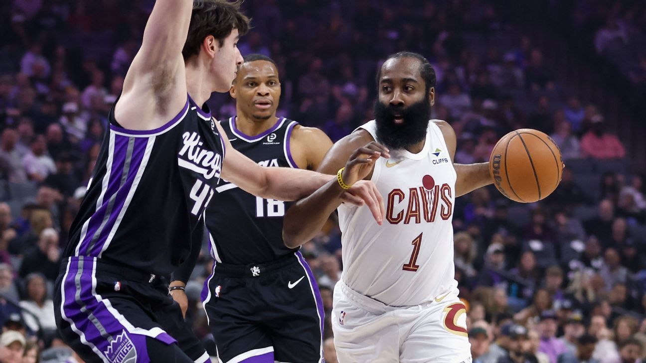 Harden nets 23, delivers winning debut for Cavs