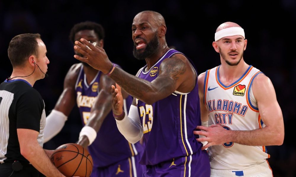 LeBron calls out Lakers: We're not a title team