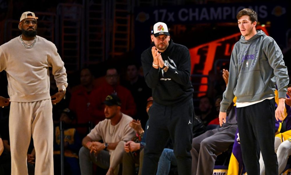 Lakers rule out LeBron, ending All-NBA run at 21