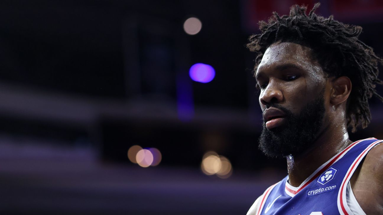 Embiid sits vs. Knicks, to use break to rest knee