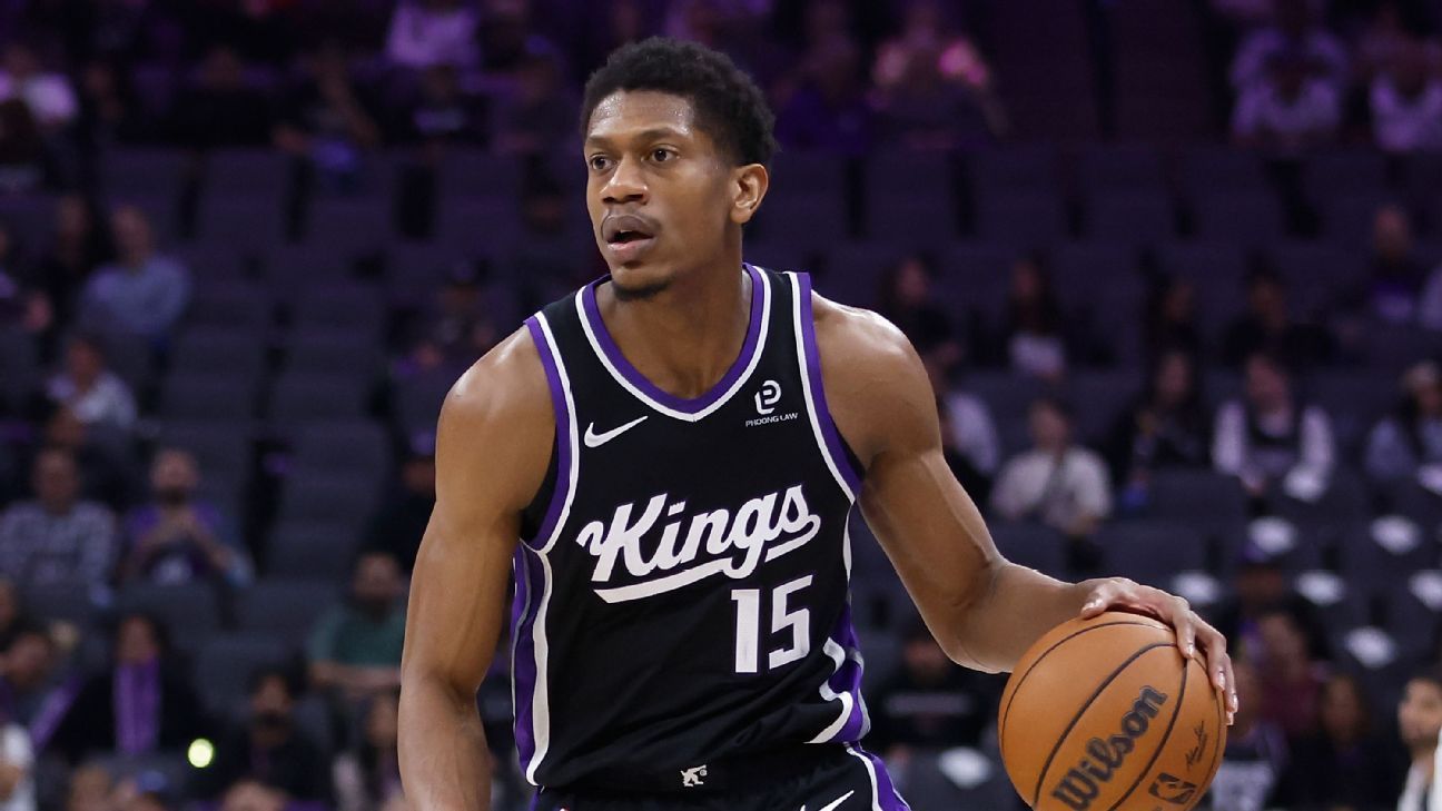 Hunter has surgery, Kings' latest out for season