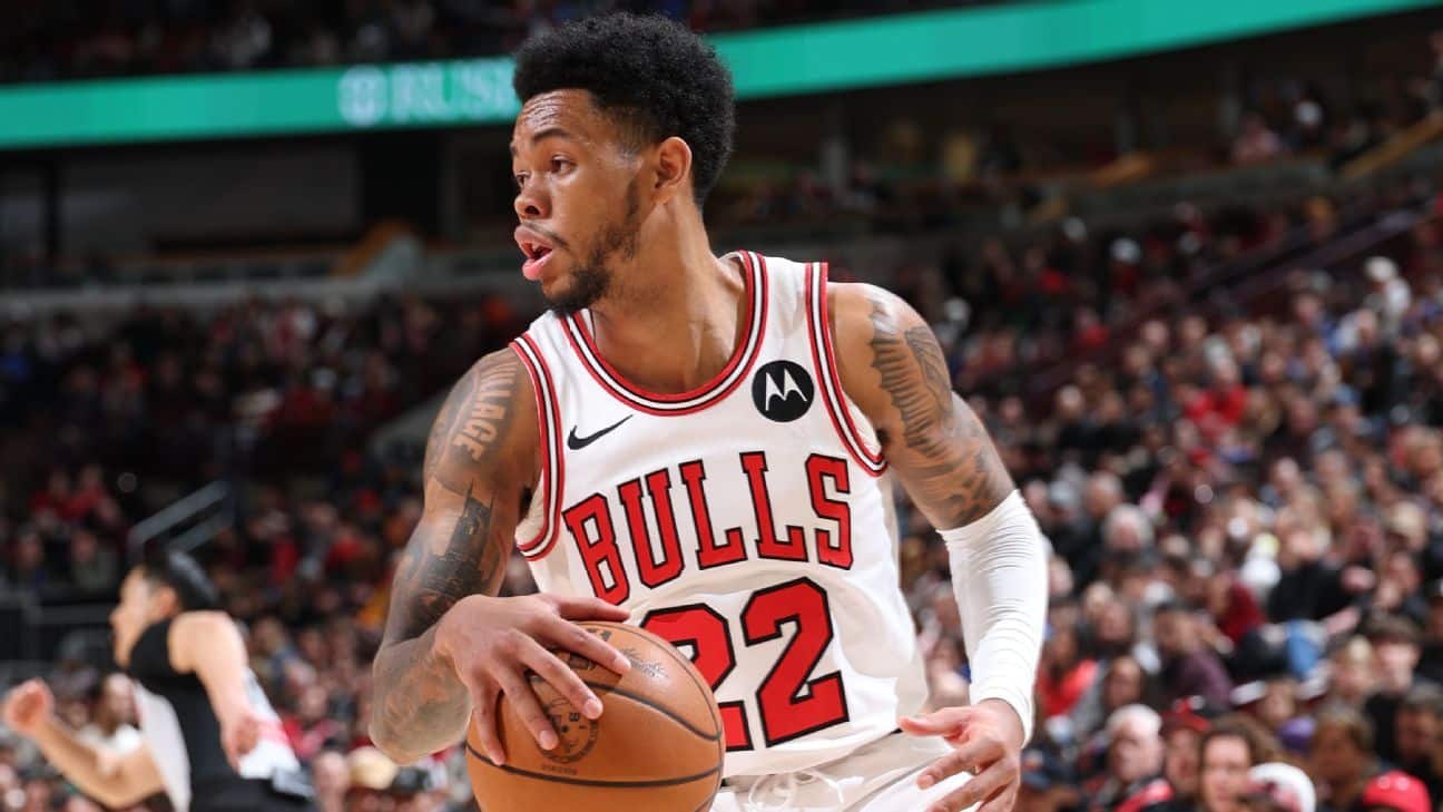 Bulls' Simons to have imaging on injured wrist