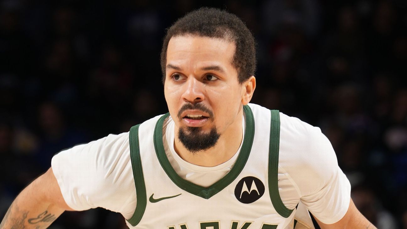 Sources: Suns waive Anthony 3 weeks after trade