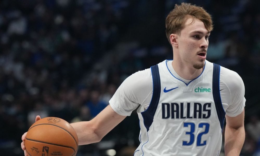 Sources: Mavs' Flagg (foot) cleared for return