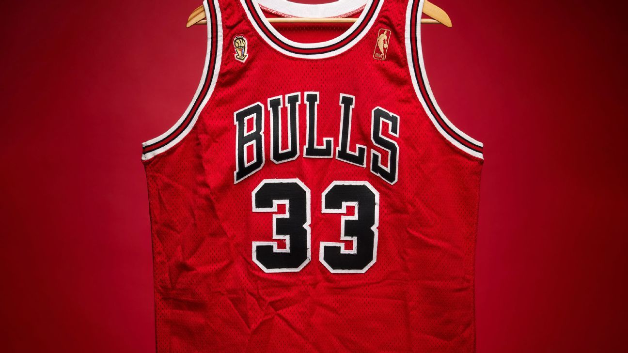 Pippen's personal memorabilia auctions for $6.2M