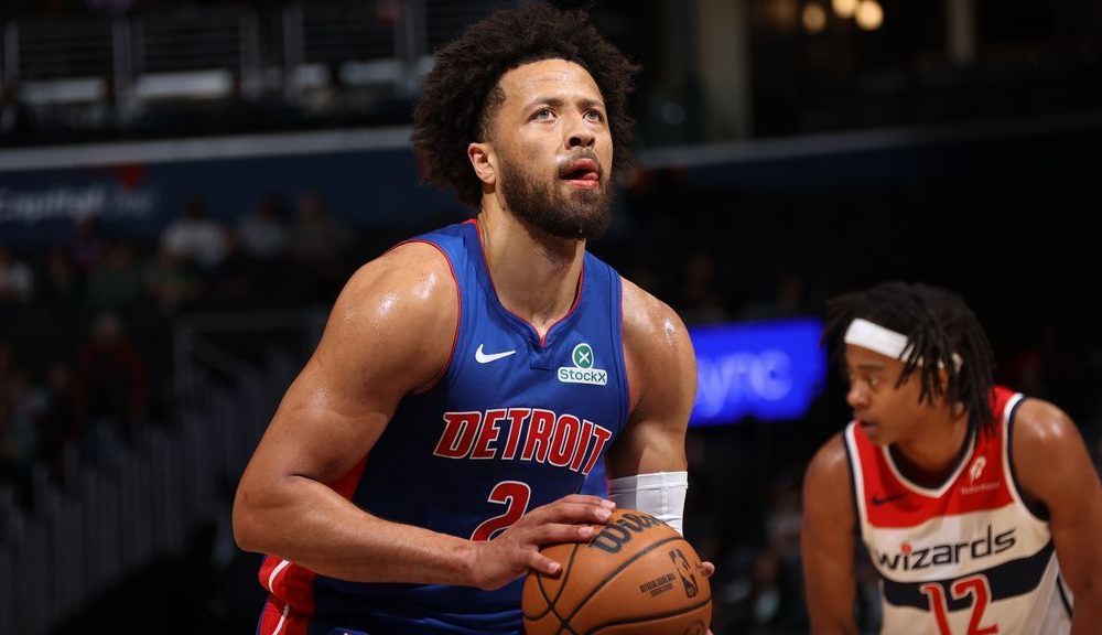 Pistons' Cunningham leaves game with back spasms