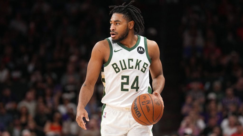 Bucks waive guard Thomas to convert Nance